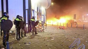 NPB over Fruitweg-rellen: ‘overleven in oorlogsgebied’