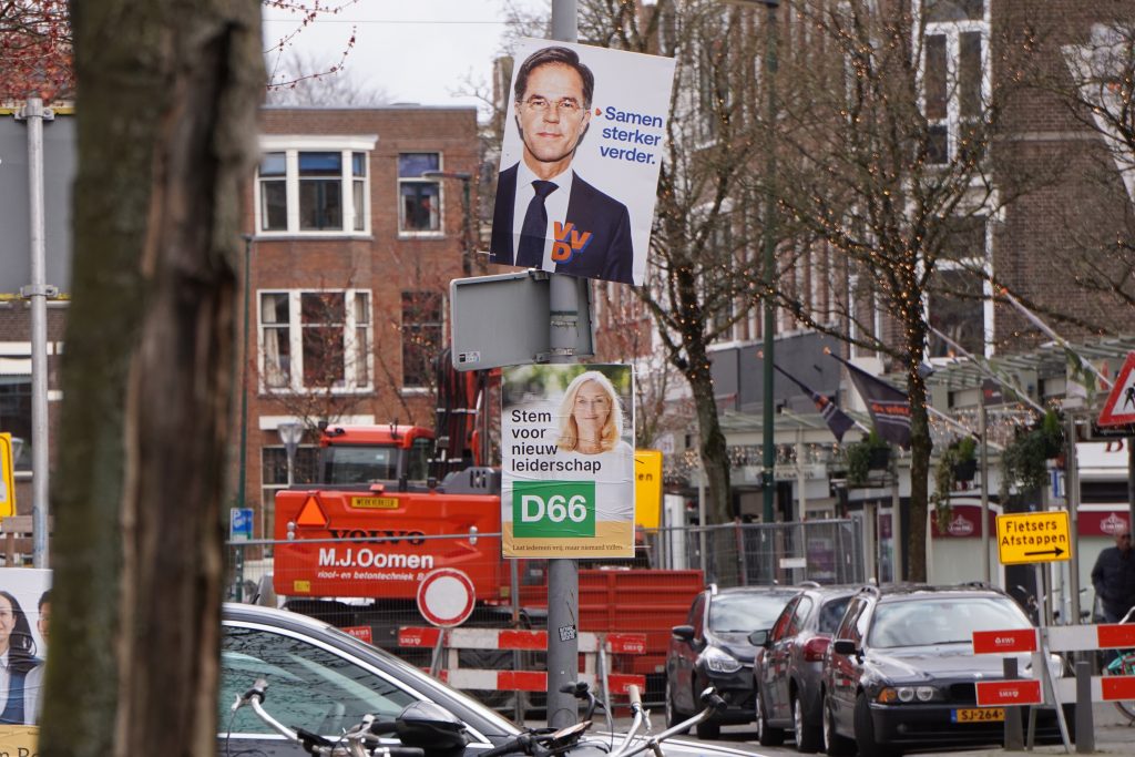 Cao-onderhandelingen lopen vertraging op