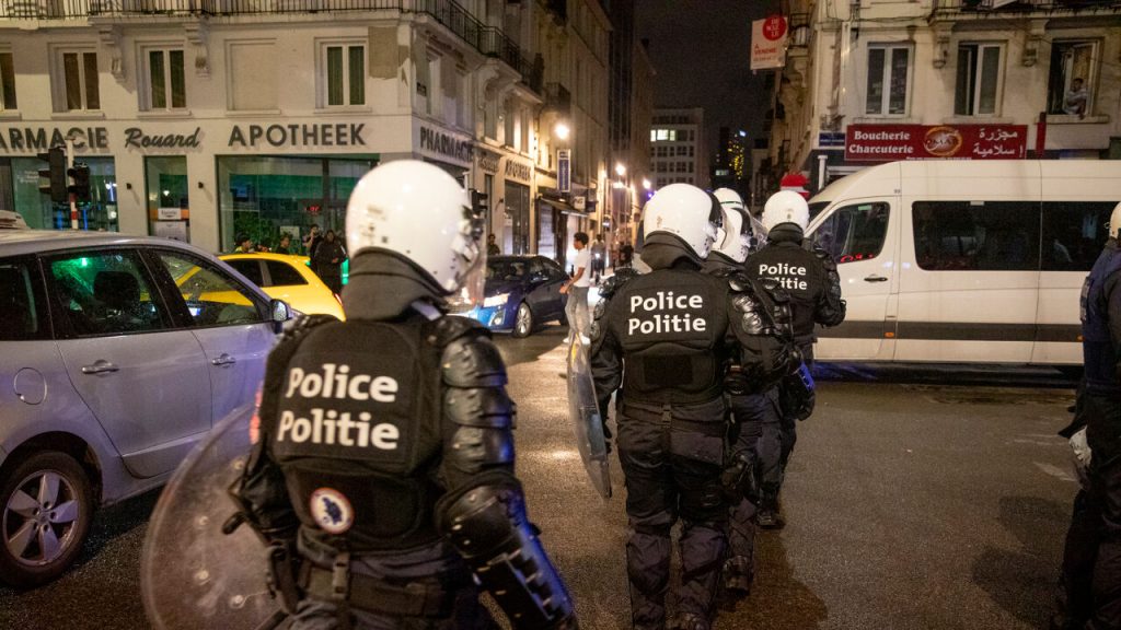 Steun en eerbetuiging aan alle Franse collega's