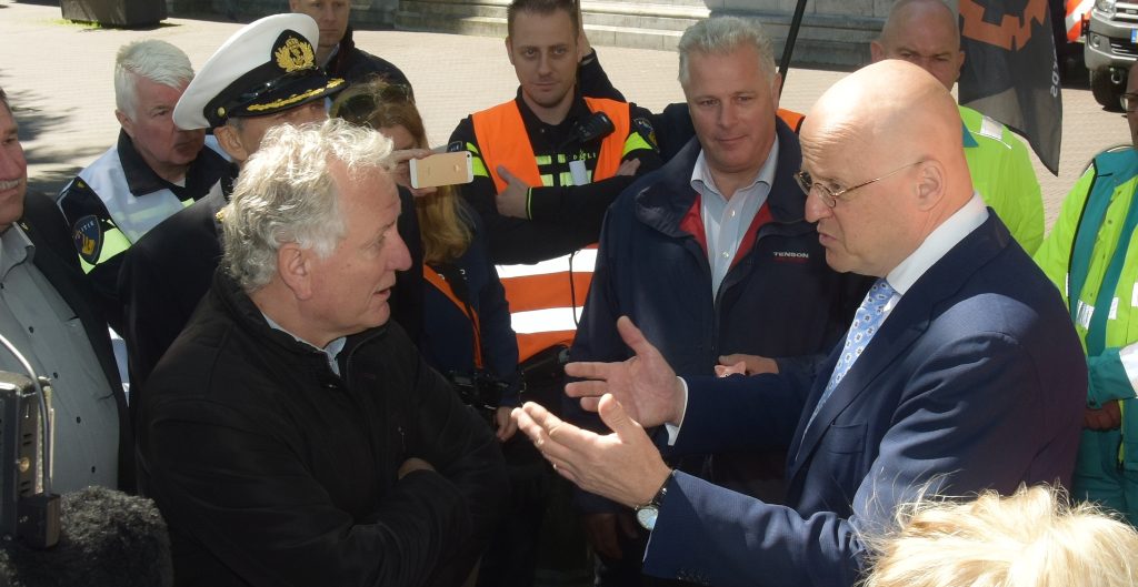 Politiebonden roepen actieteams bijeen