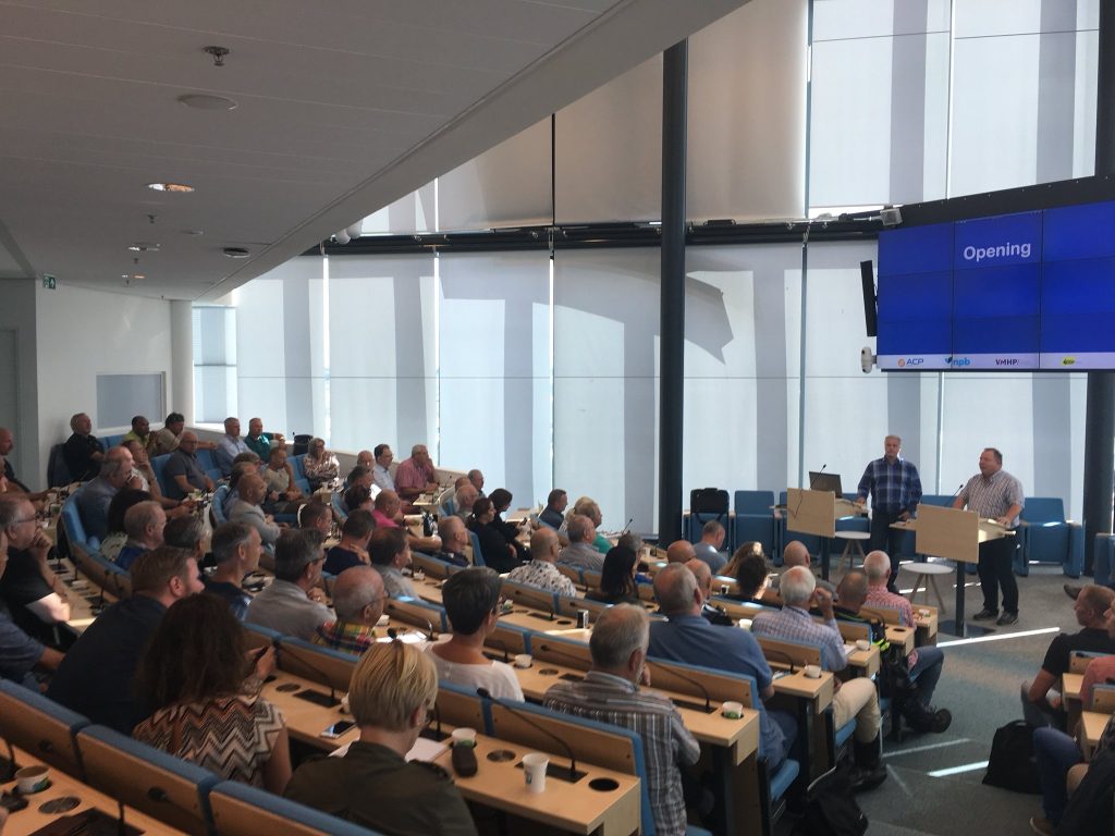 Politiebonden intensiveren CAO-acties