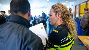 Bonden stellen voorwaarde aan afschalen vergoeding azc-inzet