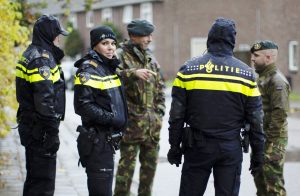 Steun de CAO-petitie van de Defensiebonden