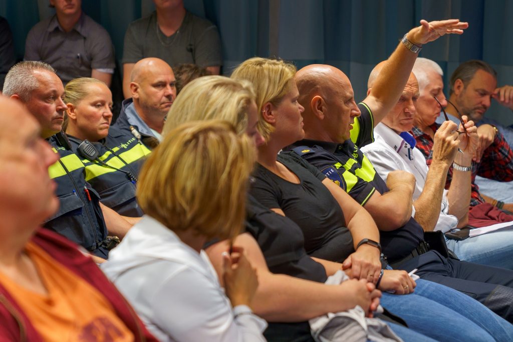 Uitblijven reactie ultimatum slag in gezicht politiemensen
